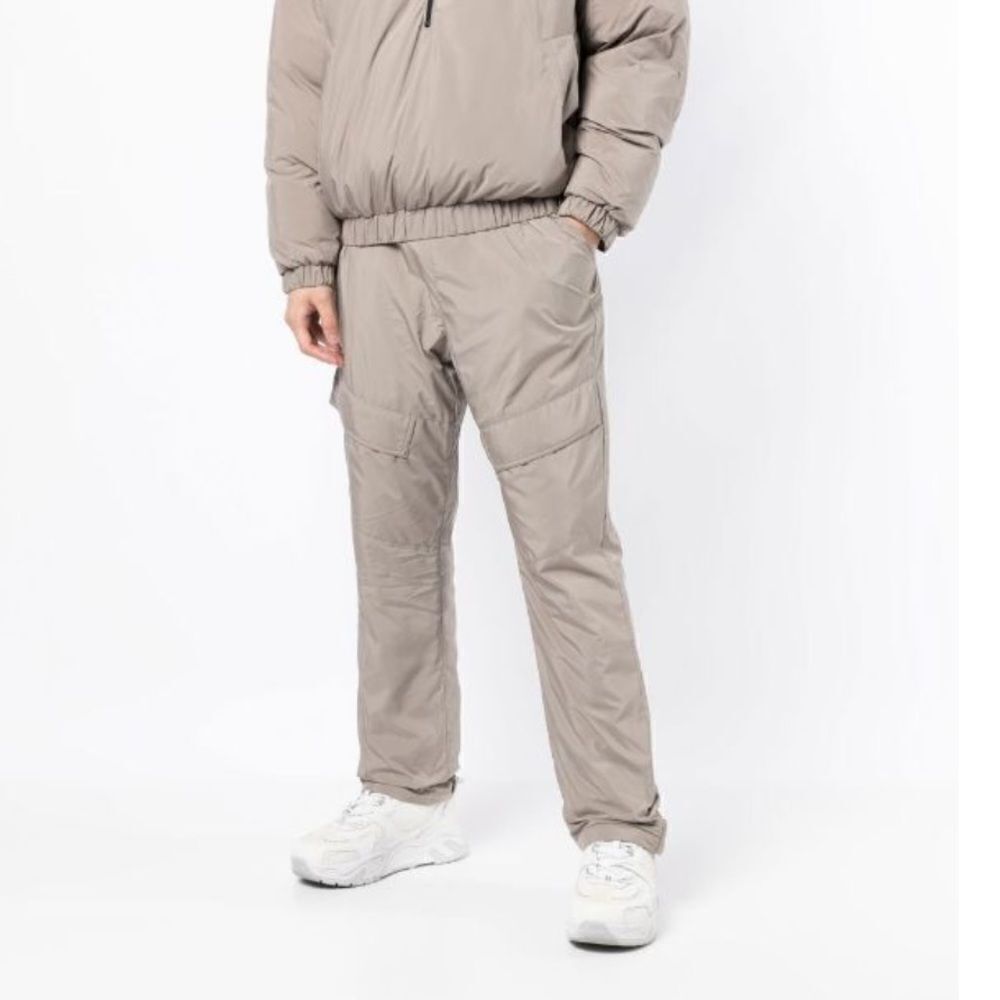 Fear Of God Essentials desert taupe Storm Pants Small NWT $250